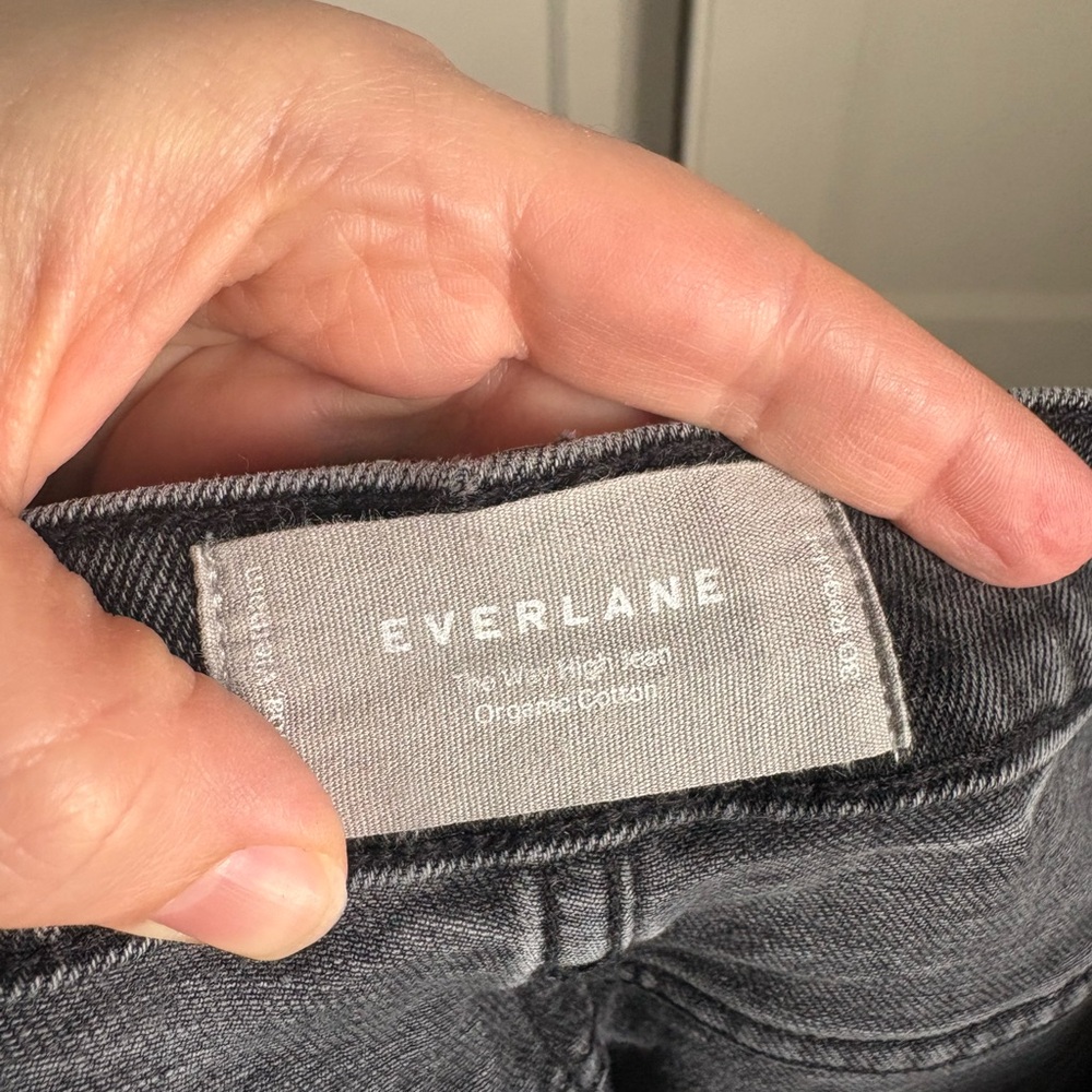 Everlane “The Way High Jean” Organic Cotton Black Wash Jeans - Picture 4 of 4